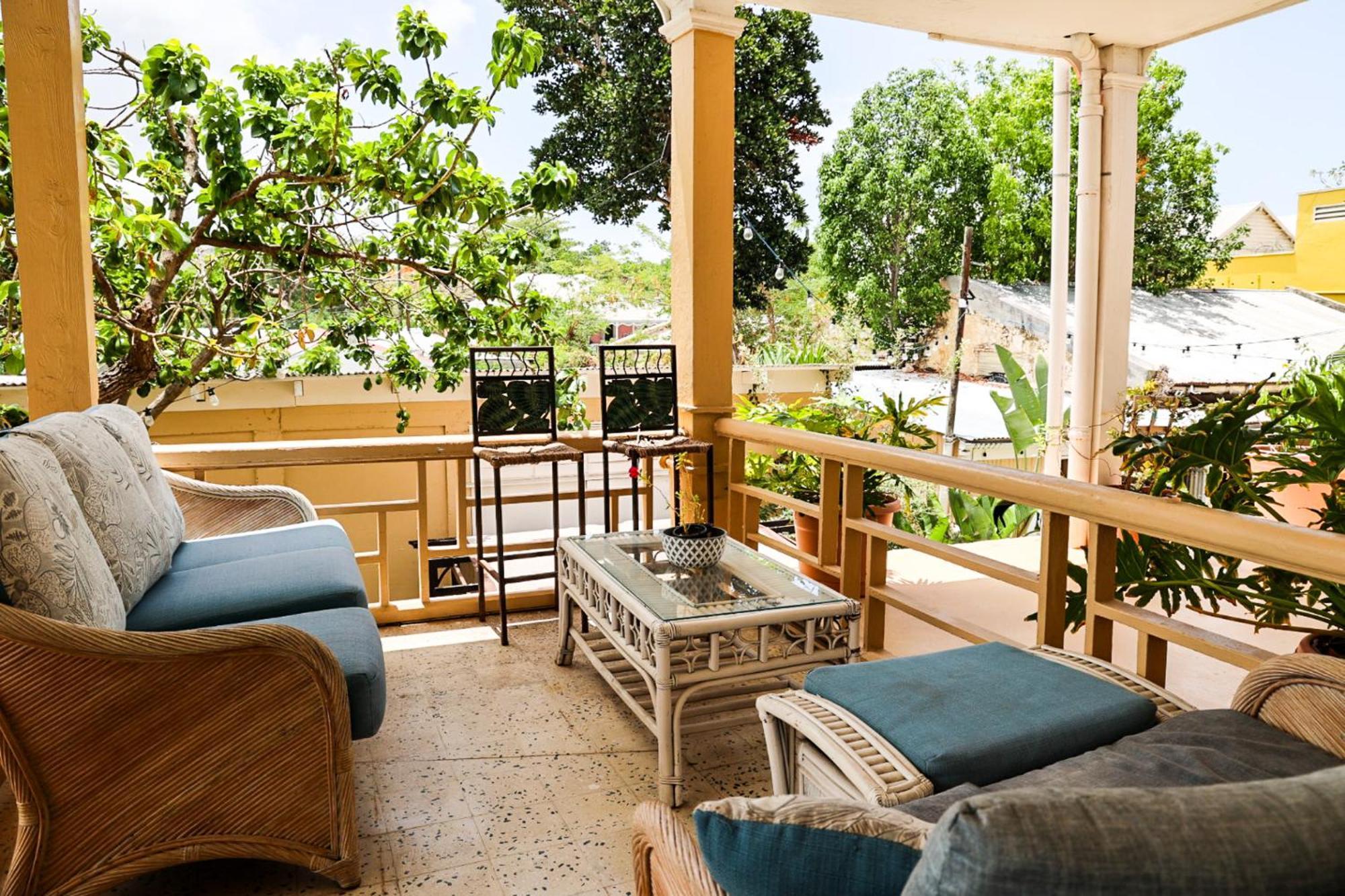 Victoria House Hotel Frederiksted Buitenkant foto